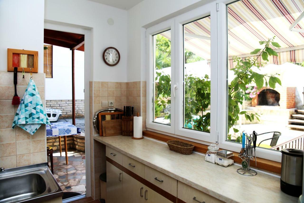 Seaside Apartment Tisno Ngoại thất bức ảnh