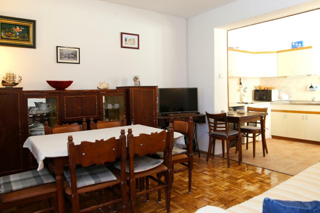 Seaside Apartment Tisno Ngoại thất bức ảnh